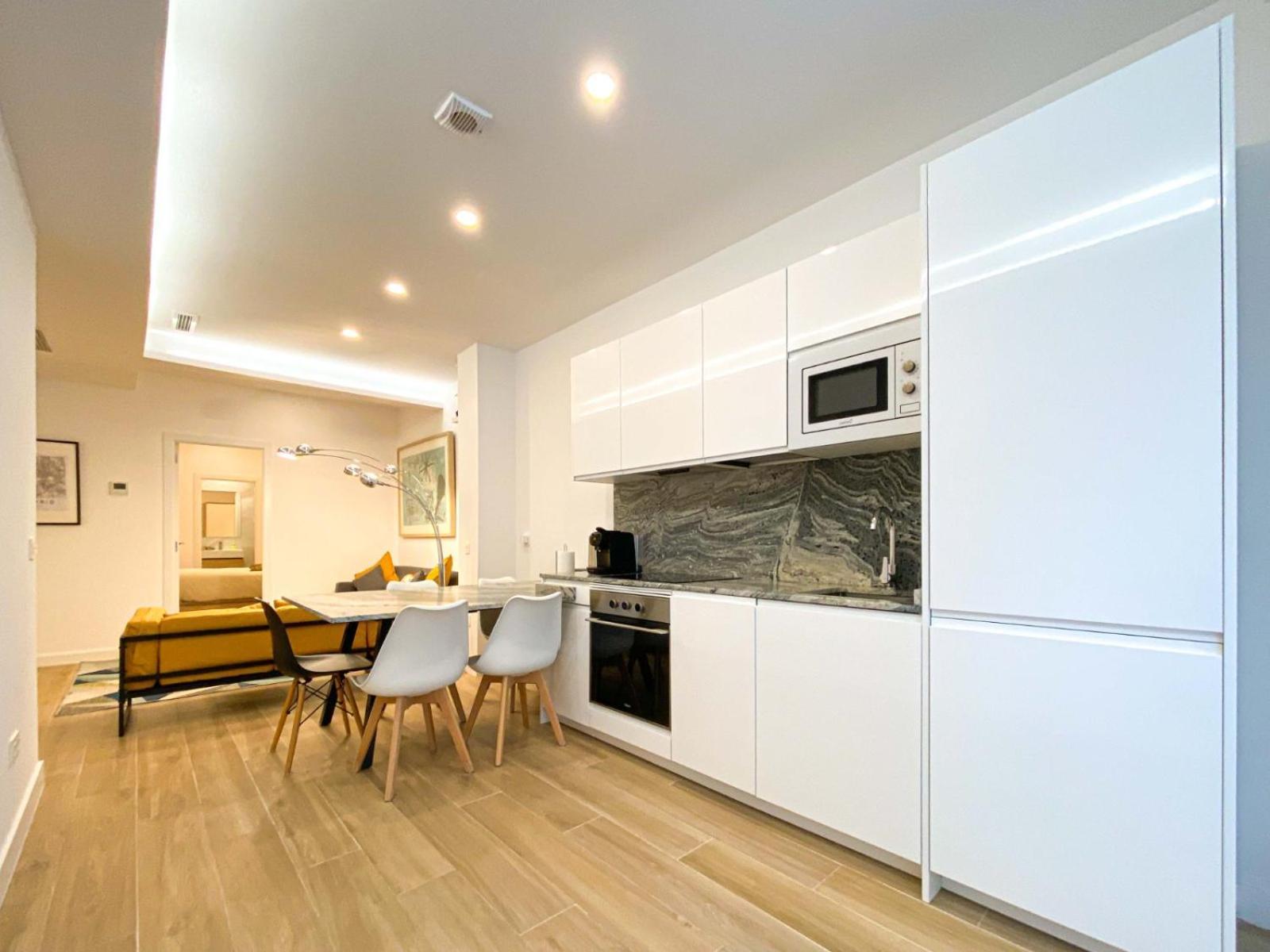 Refugio 2Br Y 2Ba Azca/Bernabeu Apartment Madrid Luaran gambar