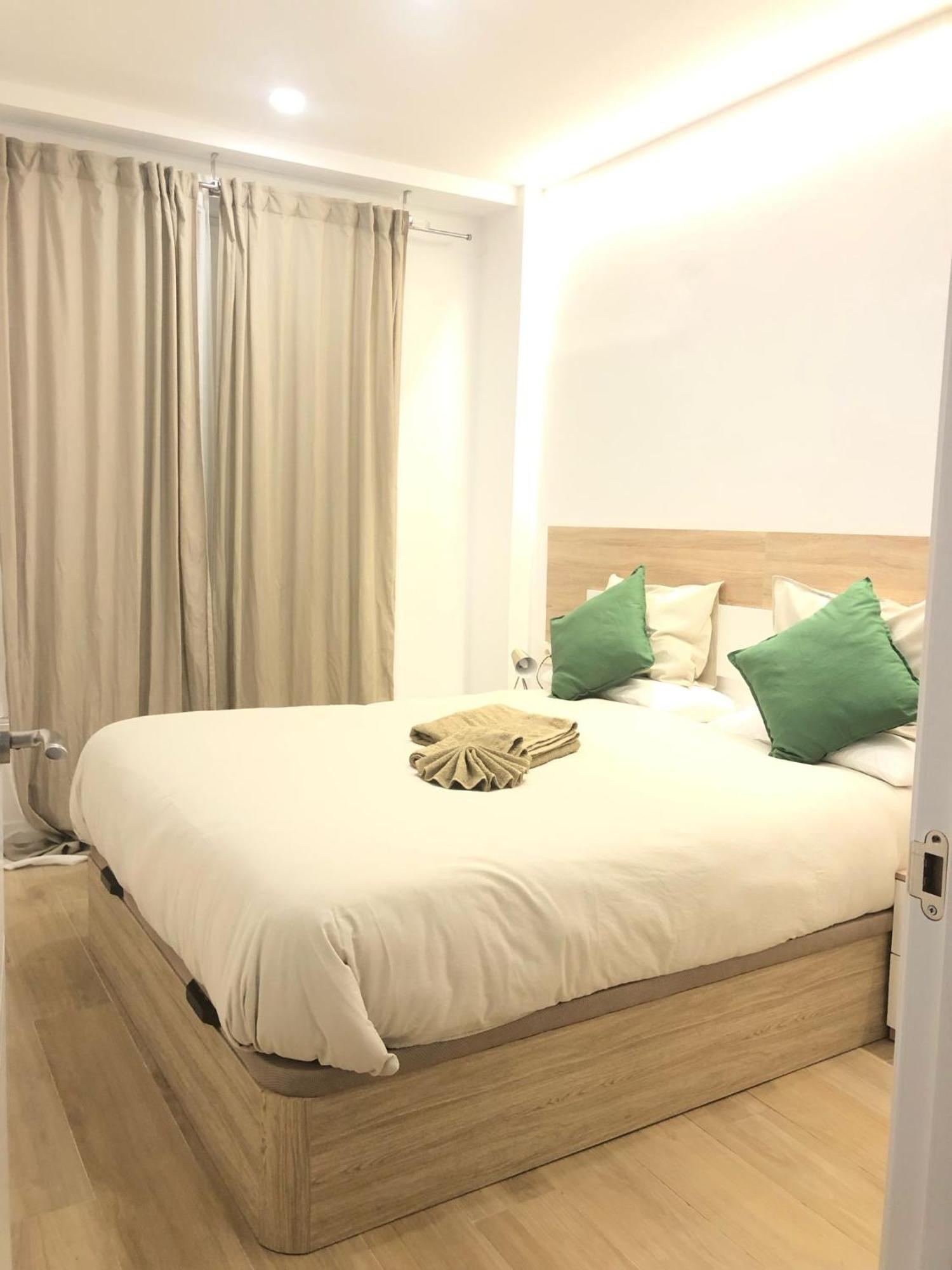 Refugio 2Br Y 2Ba Azca/Bernabeu Apartment Madrid Luaran gambar